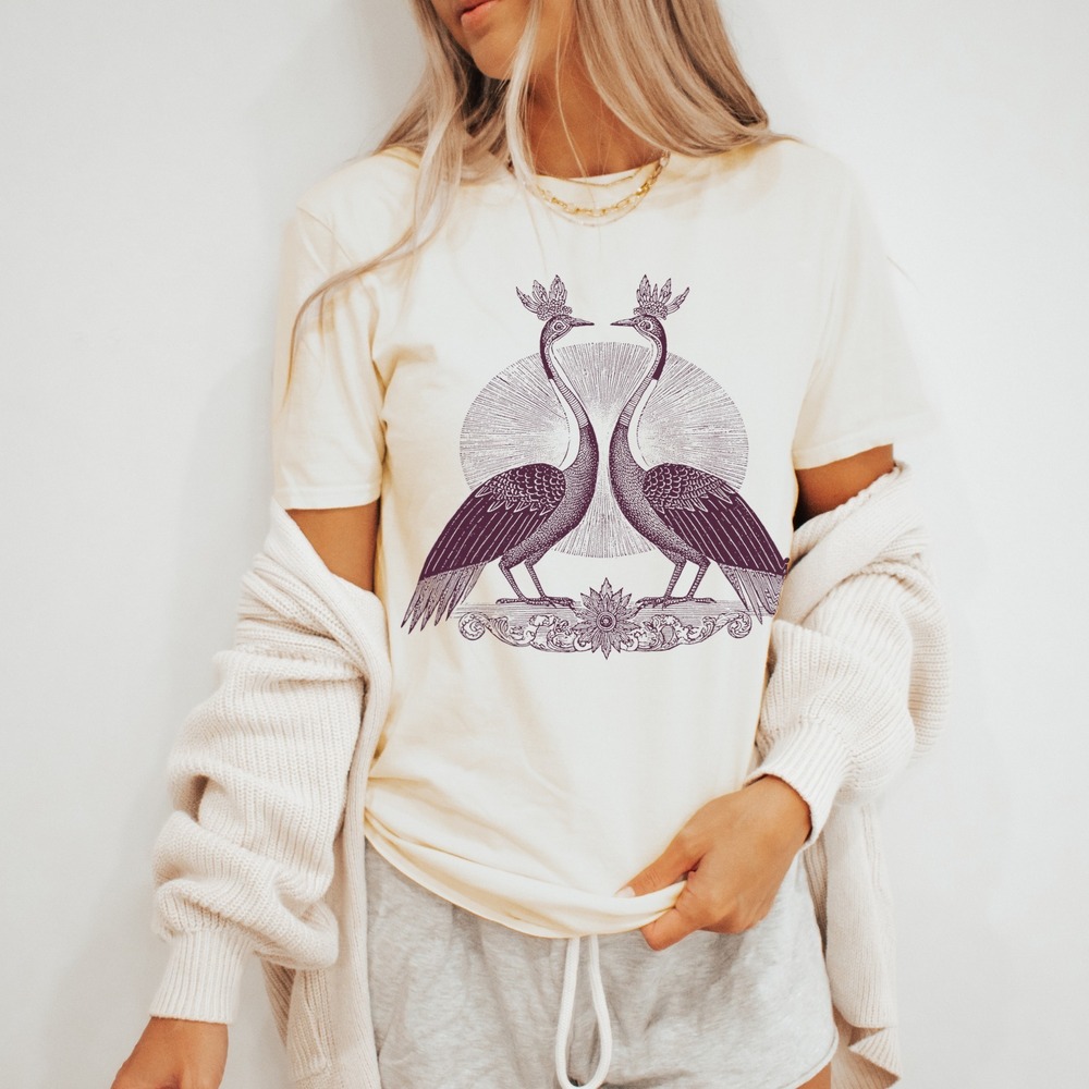 Double Head Bird Engraving Graphic Tee Classic Line Art Design